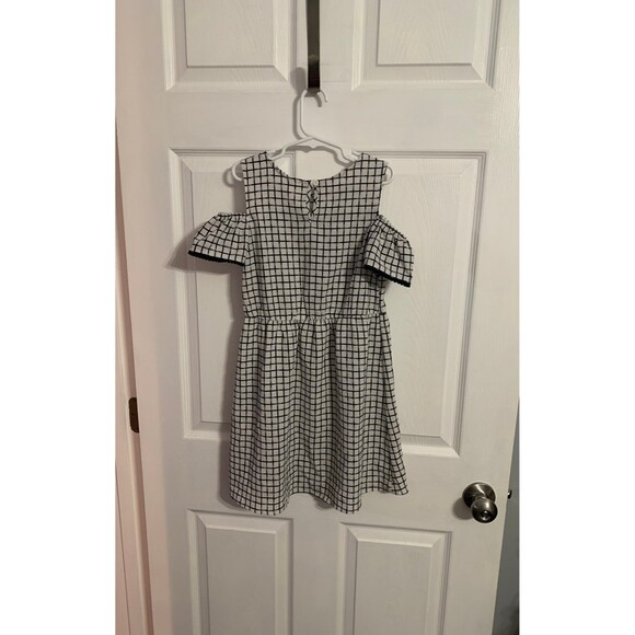 Wonder Nation Dress. Size M (7-8). - Picture 2 of 5